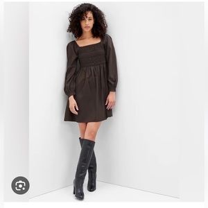 Smocked Puff Mini Dress size Small TALL